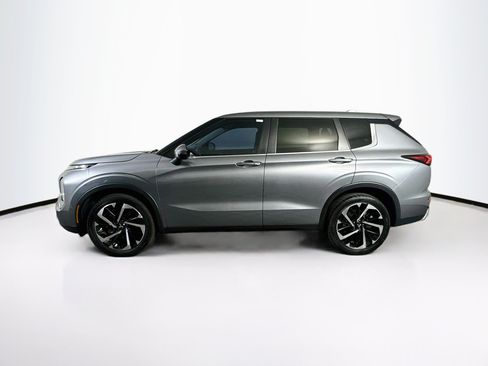 Used 2024 Mitsubishi Outlander SE FWD image 4