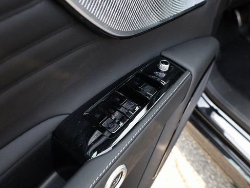 New 2025 Maserati Grecale Modena image 12