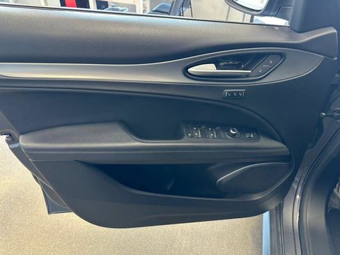 Used 2018 Alfa Romeo Stelvio Sport w/ Quick Order Package 22J Sport image 22