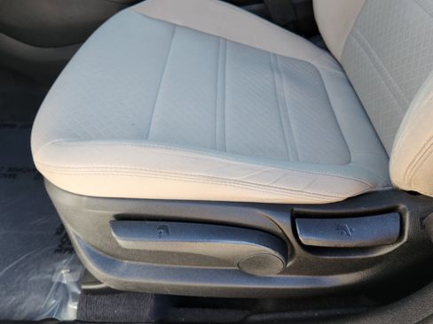 Used 2017 Kia Sorento LX image 22