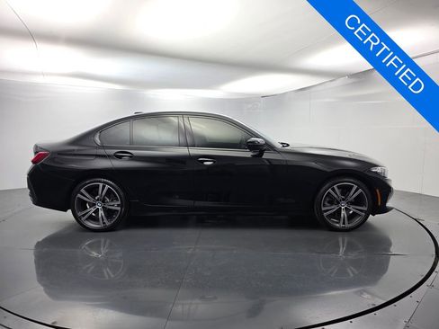 Certified 2023 BMW 330i Sedan w/ Driving Assistance Package RWD image 3