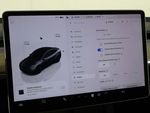 Used 2023 Tesla Model Y 2WD image 38