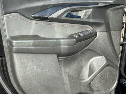 Used 2023 Chevrolet TrailBlazer RS w/ Convenience Package image 18