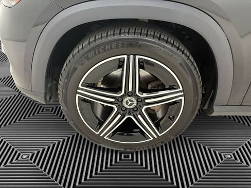 Used 2025 Mercedes-Benz GLE 350 4MATIC image 9