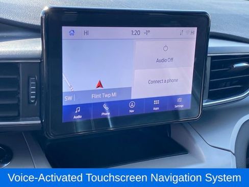 Used 2023 Ford Explorer XLT image 11