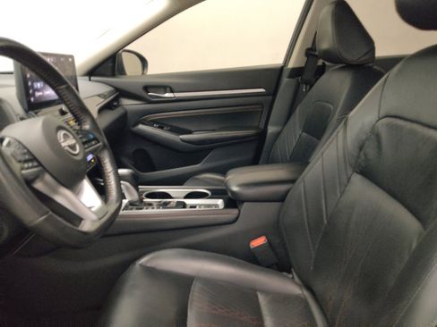 Used 2023 Nissan Altima 2.0 SR FWD image 17