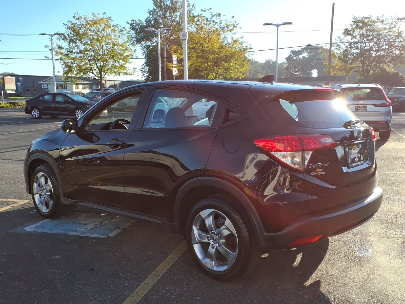 Used 2022 Honda HR-V LX image 9
