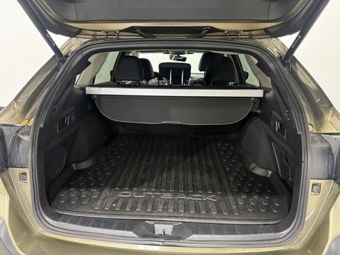 Used 2025 Subaru Outback Onyx Edition image 26