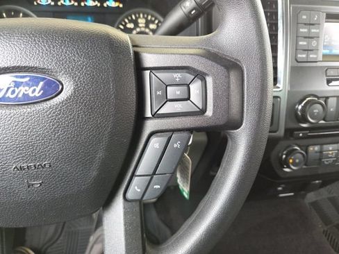 Used 2016 Ford F150 XLT AWD/4WD image 39