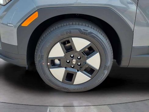 New 2026 Hyundai Santa Fe SEL FWD image 15