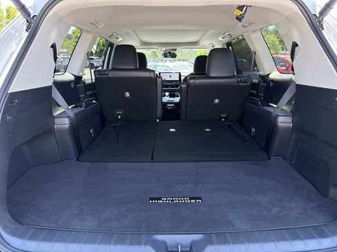 Certified 2025 Toyota Grand Highlander FWD image 30