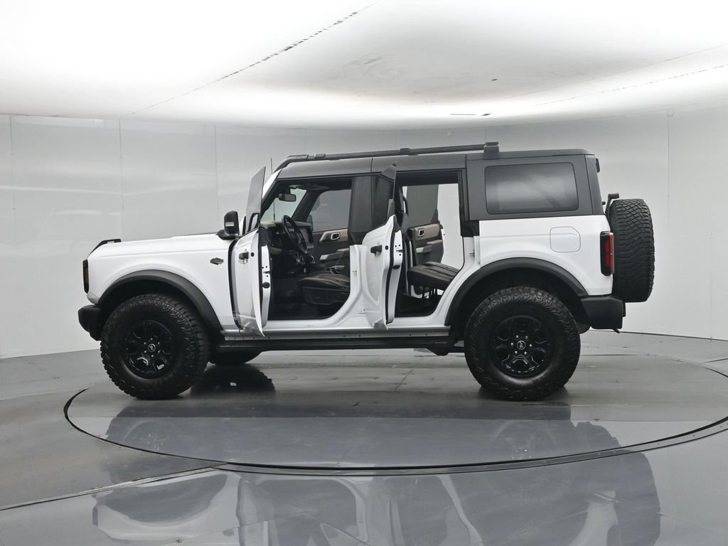 Used 2022 Ford Bronco Wildtrak AWD/4WD image 38