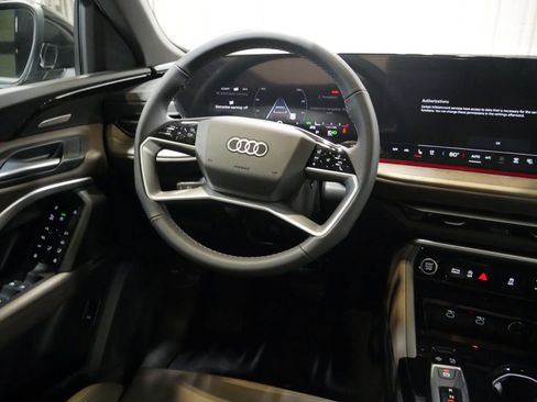 New 2025 Audi Q5 Premium Plus image 33
