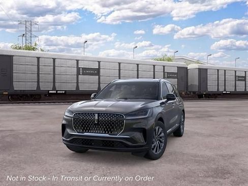 New 2026 Lincoln Aviator AWD image 2