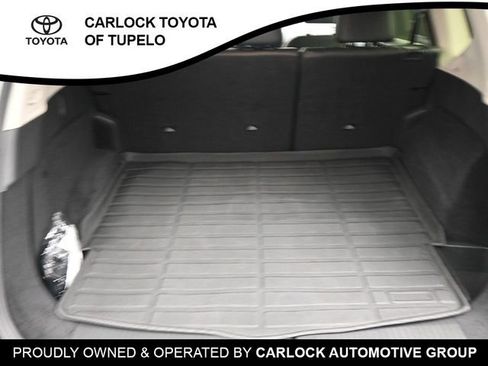 Used 2025 Nissan Rogue SL w/ SL Premium Package image 26