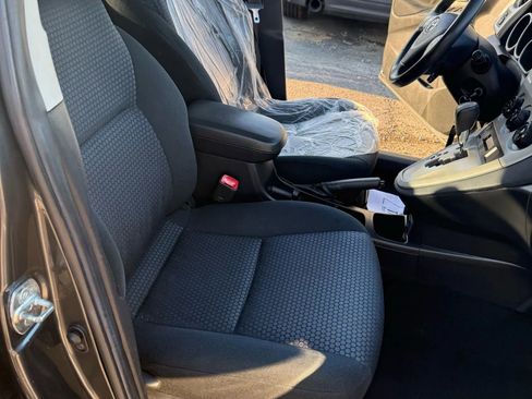 Used 2009 Toyota Matrix XRS image 21