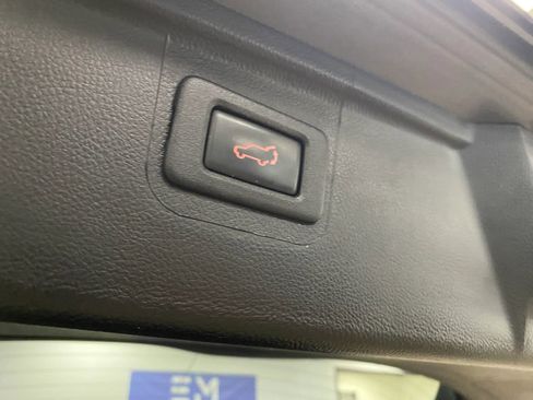 Used 2018 Subaru Outback 2.5i Limited image 10