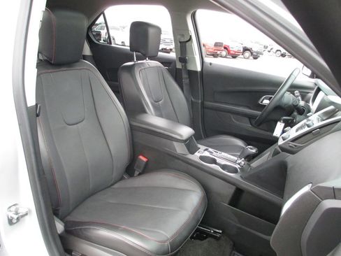 Used 2017 Chevrolet Equinox Premier w/ Enhanced Convenience Package image 22