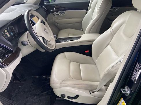 Used 2017 Volvo XC90 T6 Momentum w/ Vision Package AWD/4WD image 38