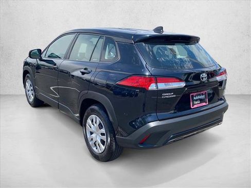 Used 2024 Toyota Corolla Cross L FWD image 8