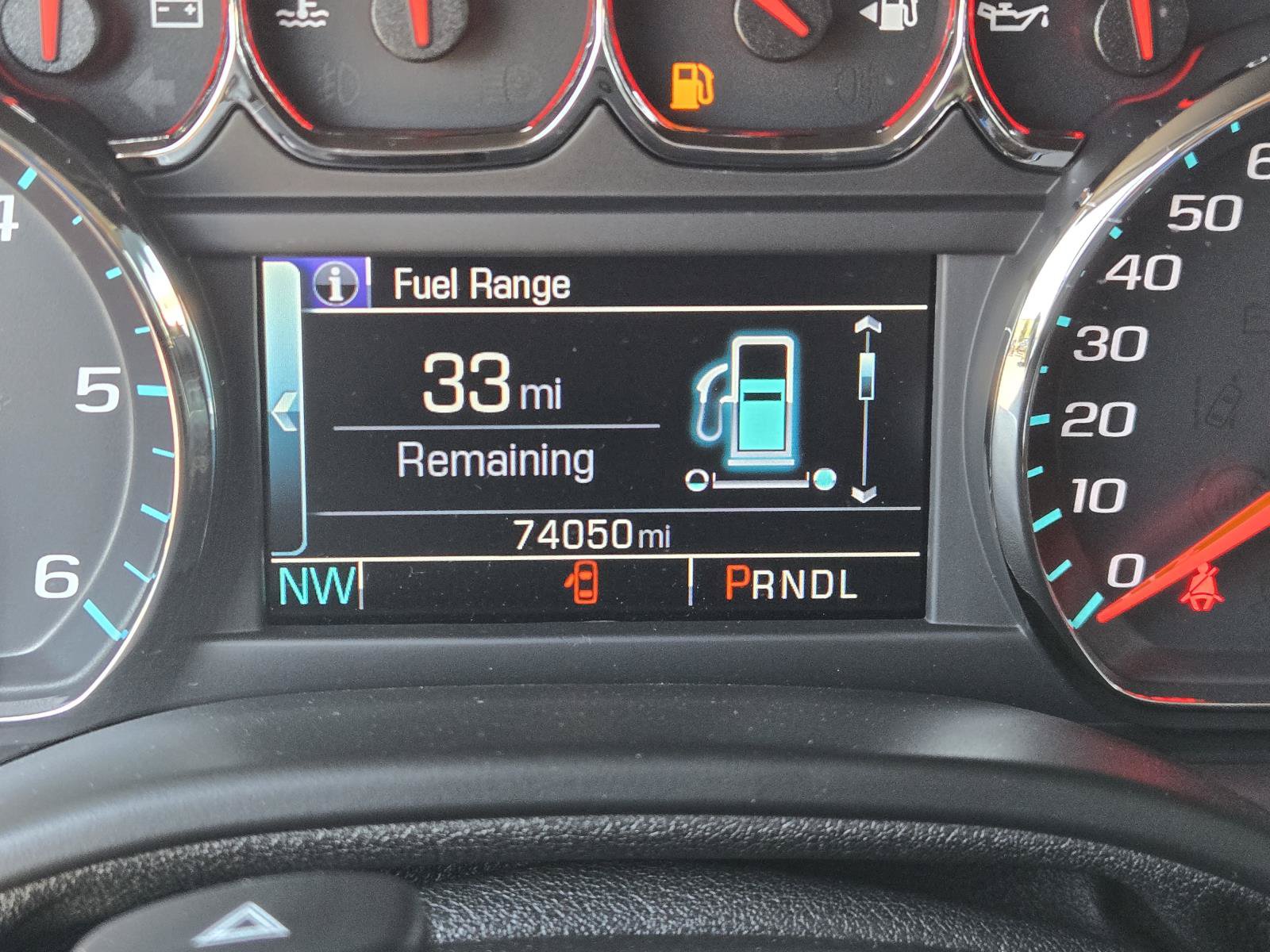Used 2017 GMC Yukon SLT RWD image 14