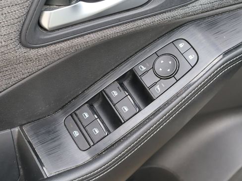 Used 2023 Nissan Rogue SV FWD image 20