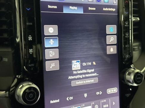 New 2026 RAM 1500 Laramie AWD/4WD image 14