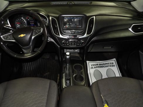 Used 2019 Chevrolet Equinox LT FWD image 10