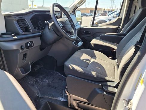 Certified 2022 Ford Transit 350 XLT image 8
