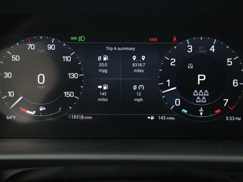 Used 2024 Land Rover Discovery S image 13