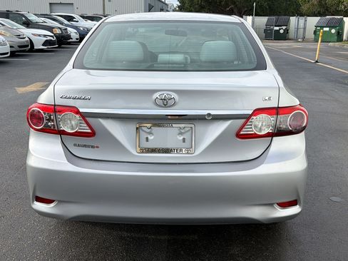 Used 2013 Toyota Corolla LE FWD image 10