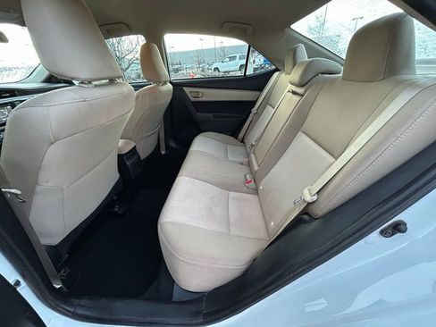 Used 2015 Toyota Corolla LE image 25