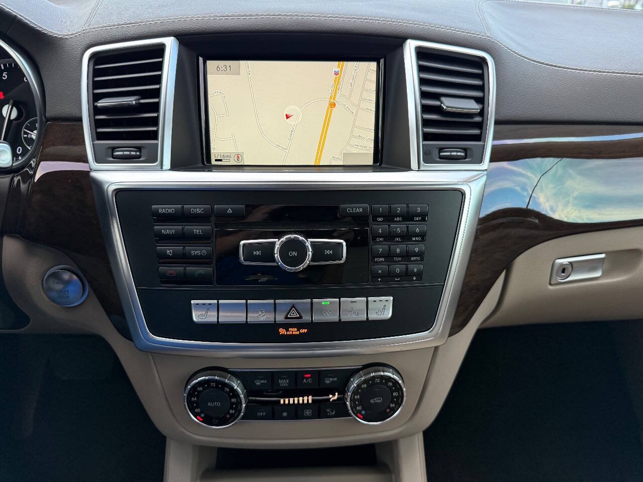 Used 2015 Mercedes-Benz GL 450 4MATIC image 22