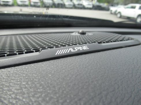 Used 2025 RAM 2500 Laramie AWD/4WD image 34