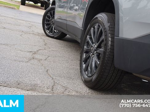 Used 2023 Chevrolet Traverse RS w/ LPO, Floor Liner Package FWD image 14