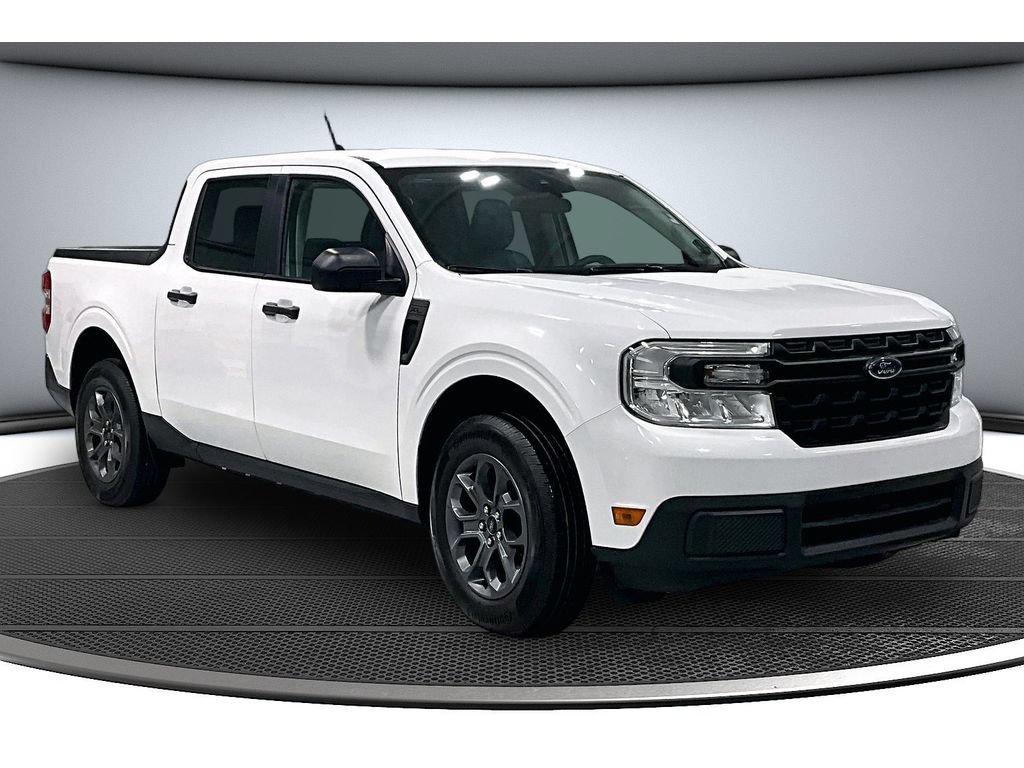 Used 2024 Ford Maverick XLT w/ Equipment Group 300A Standard AWD/4WD image 2