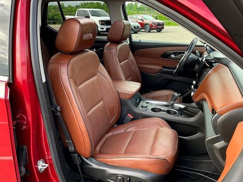 Used 2020 Chevrolet Traverse High Country w/ LPO, Floor Liner Package image 7