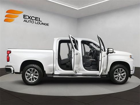 Used 2022 Chevrolet Silverado 1500 High Country w/ Safety Package II image 58