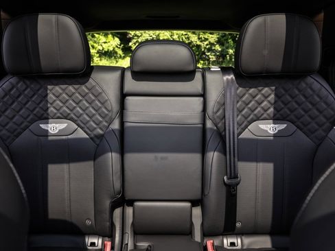 Used 2023 Bentley Bentayga Speed image 7