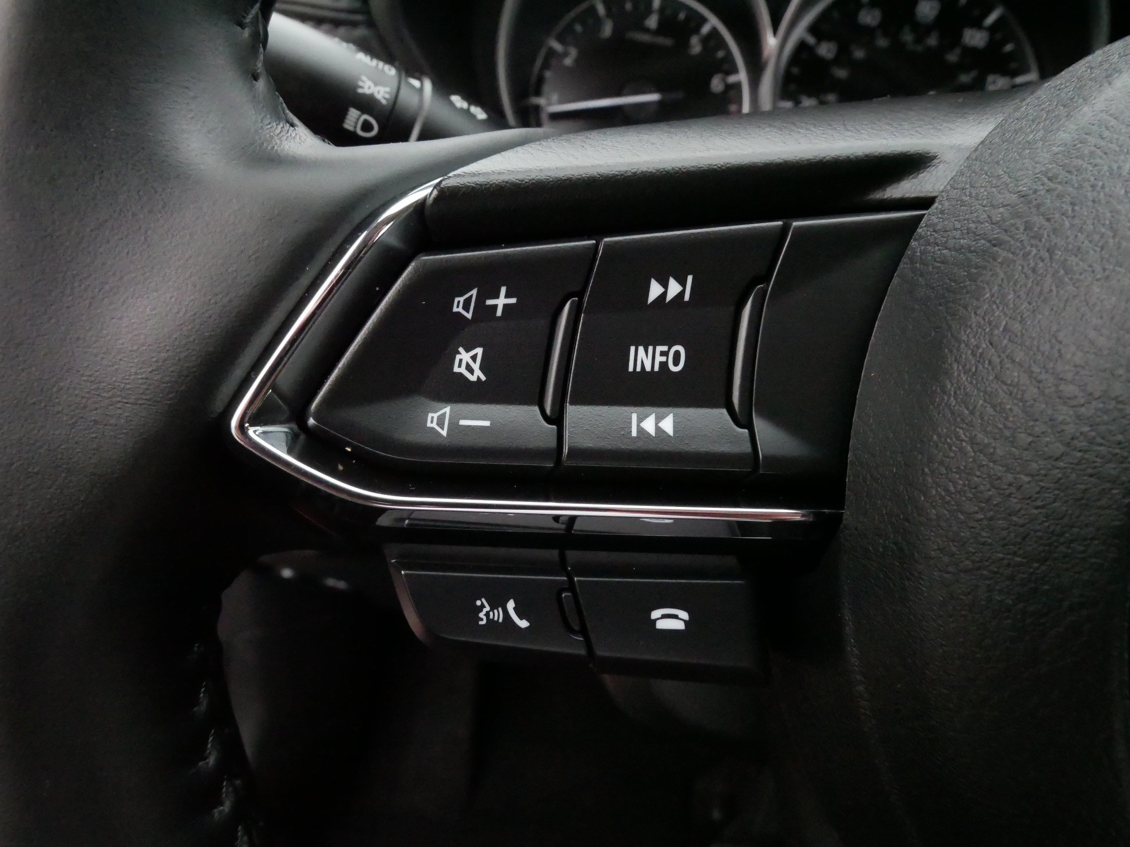 Used 2025 MAZDA CX-5 AWD 2.5 S w/ Preferred Package image 27