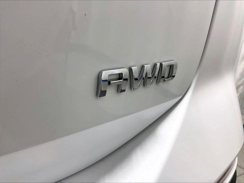 Used 2022 Chevrolet Equinox LS image 29