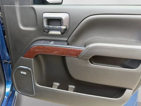 Used 2018 GMC Sierra 1500 SLT AWD/4WD image 31