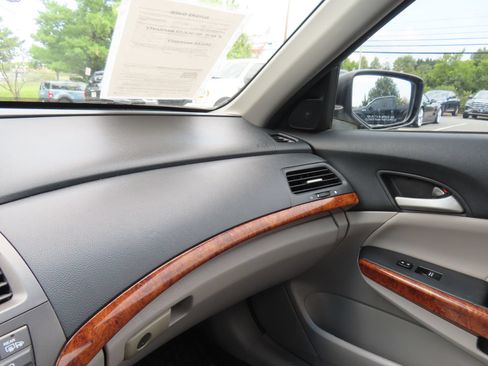 Used 2011 Honda Accord EX-L image 21
