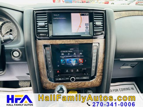 Used 2021 INFINITI QX80 Premium Select w/ All-Season Package image 32