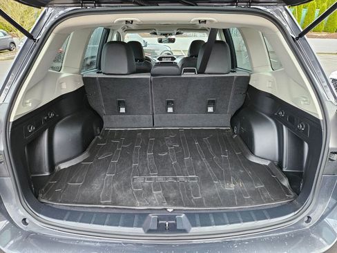 Used 2023 Subaru Forester Sport image 11