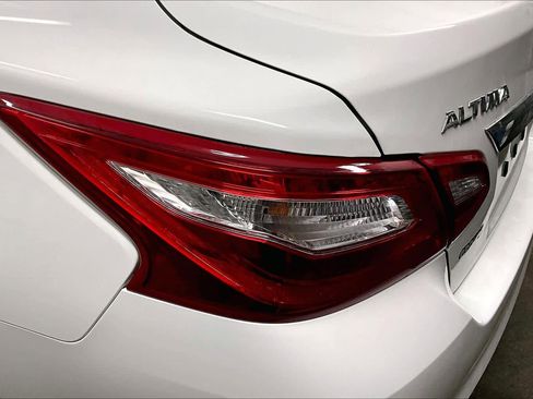 Used 2017 Nissan Altima 2.5 S image 25