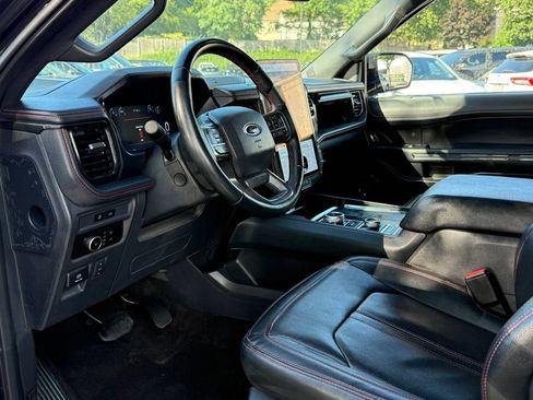 Used 2023 Ford Expedition Limited AWD/4WD image 21