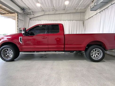 Used 2022 Ford F250 Lariat w/ Lariat Value Package RWD image 26