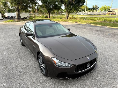 Used 2015 Maserati Ghibli S image 3