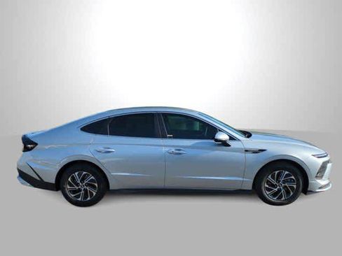 New 2026 Hyundai Sonata Blue image 9